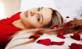 woman-and-roses Buying Adult Novelty Gifts